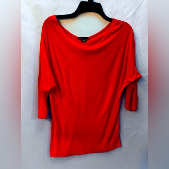 Vince Scoop Neck Red Orange Viscose Top Size Small Tiny Flaw - Picture 1 of 7